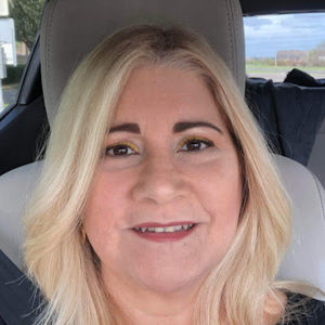 Meet your Posher, Lourdes